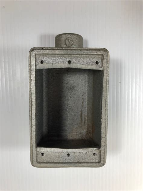 cast metal outlet and device boxes crouse-hinds pdf|crouse hinds steel box covers.